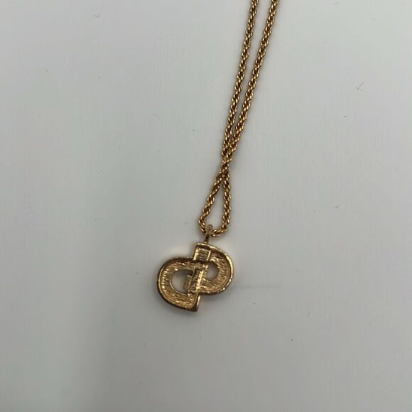 CHRISTIAN DIOR VINTAGE "CD" CRYSTAL CHARM GOLD NECKLACE - Picture 6 of 6